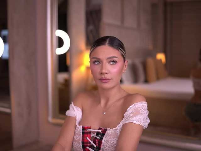 Sex chat gratuit in direct cu BlairSander pe BongaCams