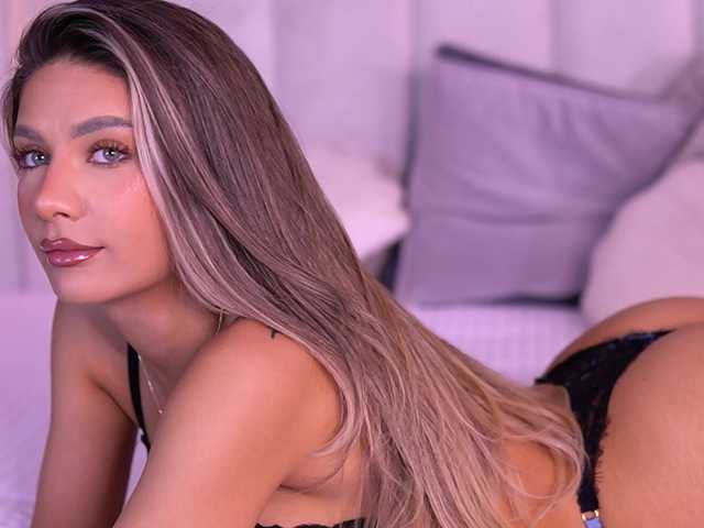 Sex chat gratuit in direct cu BlairSander pe BongaCams