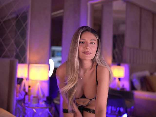 Sex chat gratuit in direct cu BlairSander pe BongaCams