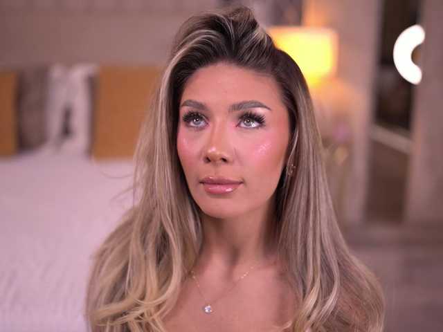 Sex chat gratuit in direct cu BlairSander pe BongaCams