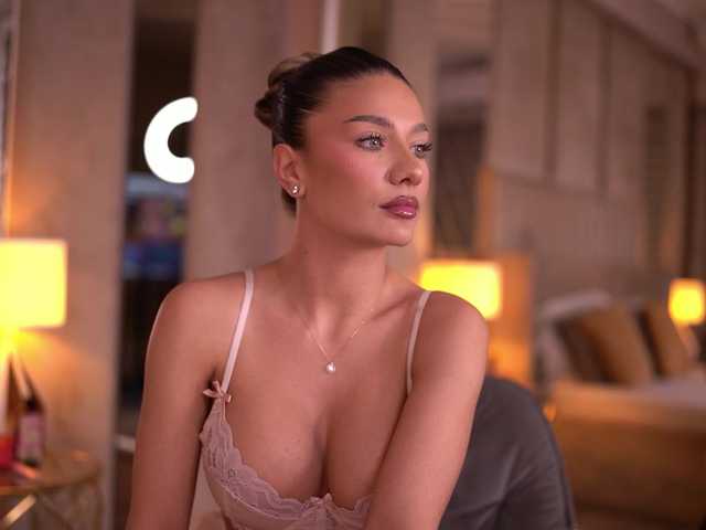 BlairSander's BongaCams show and profile