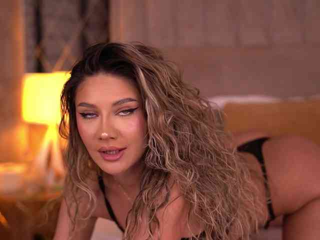 BlairSander Live Webcam on BongaCams