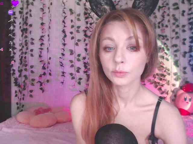 LessyLaska webcam