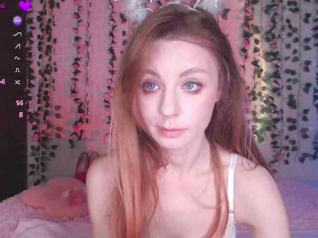 LessyLaska webcam