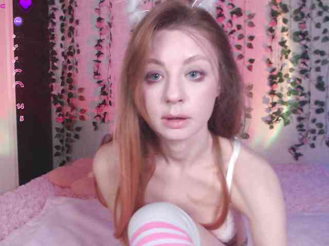 LessyLaska webcam