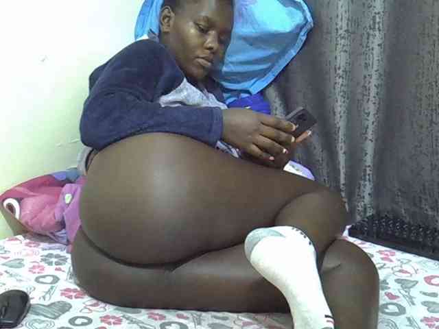 CutieAmber254 webcam