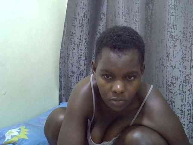 CutieAmber254 webcam