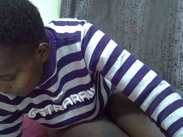 CutieAmber254 webcam