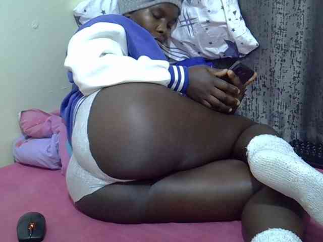 CutieAmber254 webcam