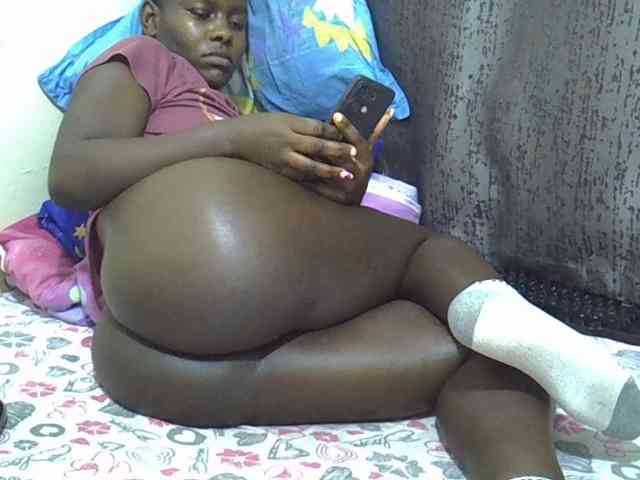 CutieAmber254 webcam