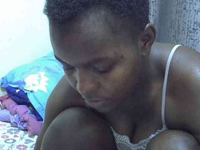 CutieAmber254 webcam