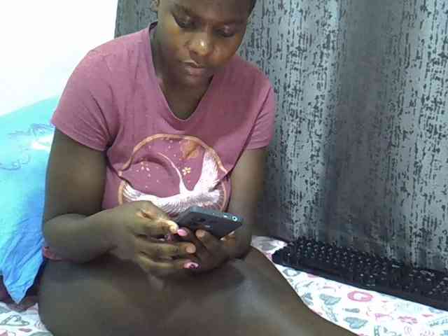 CutieAmber254 webcam