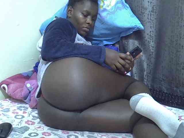 CutieAmber254 webcam