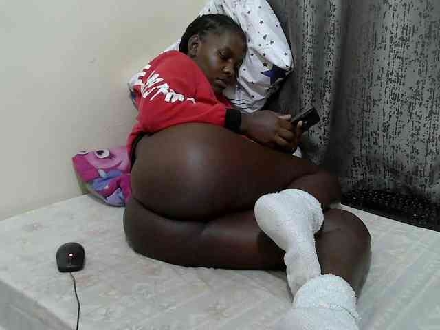CutieAmber254 webcam