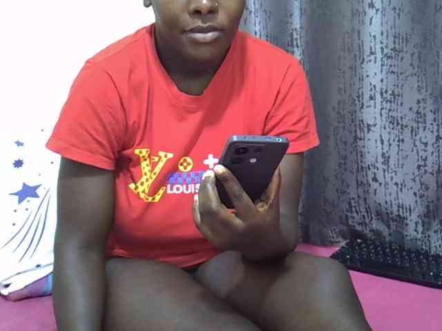 CutieAmber254 webcam