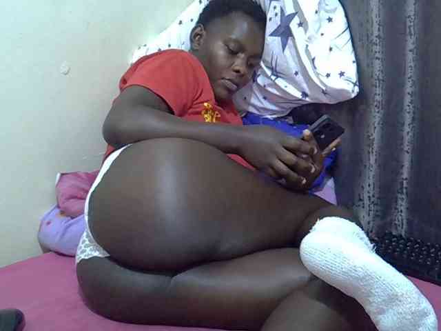 CutieAmber254 webcam