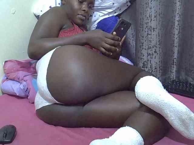 CutieAmber254 webcam