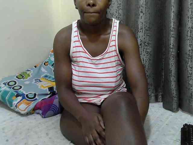 CutieAmber254 webcam