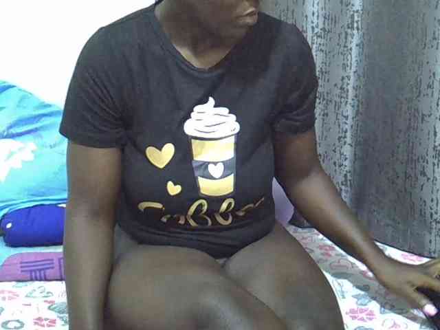 CutieAmber254 webcam