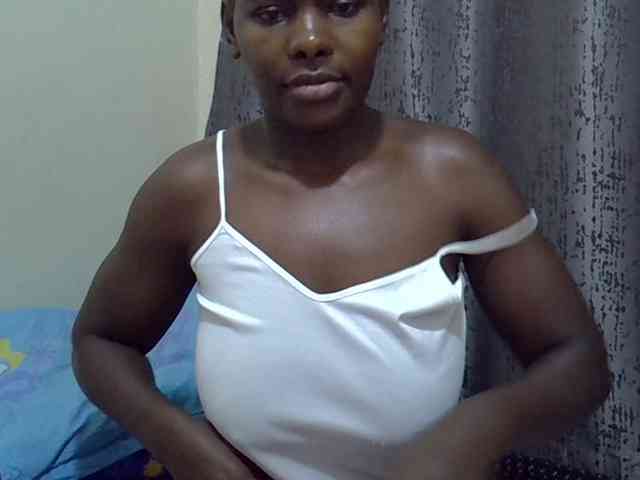 CutieAmber254 webcam