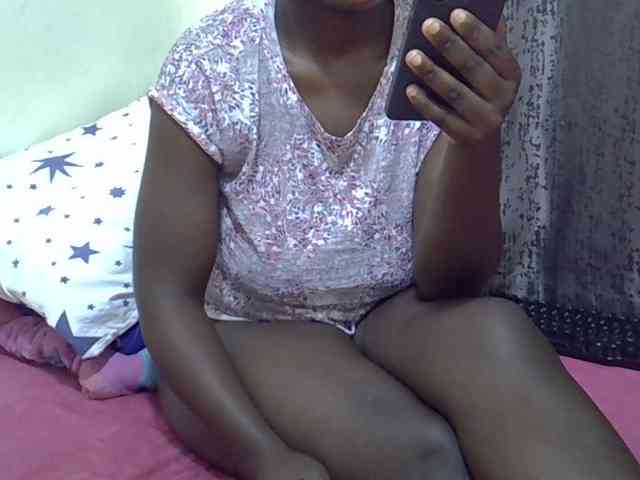 CutieAmber254 webcam
