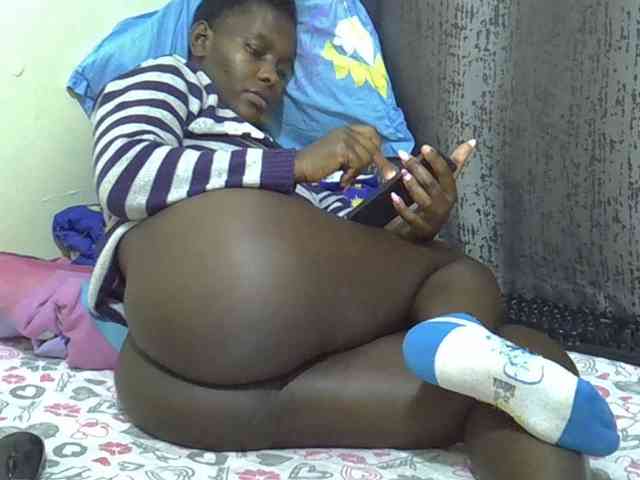 CutieAmber254 webcam