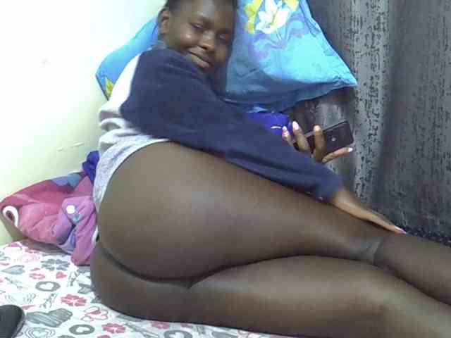 CutieAmber254 webcam