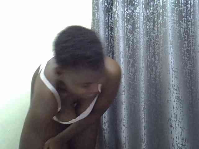 CutieAmber254 webcam