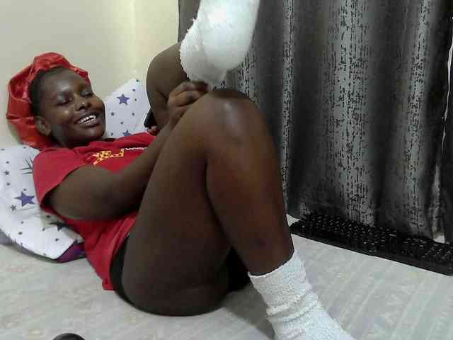 CutieAmber254 webcam