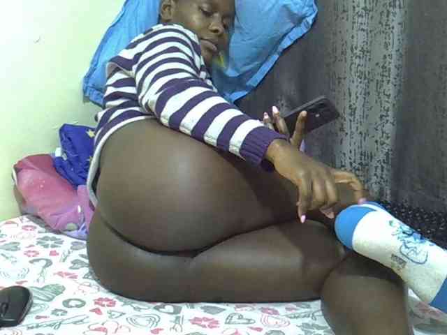 CutieAmber254 webcam