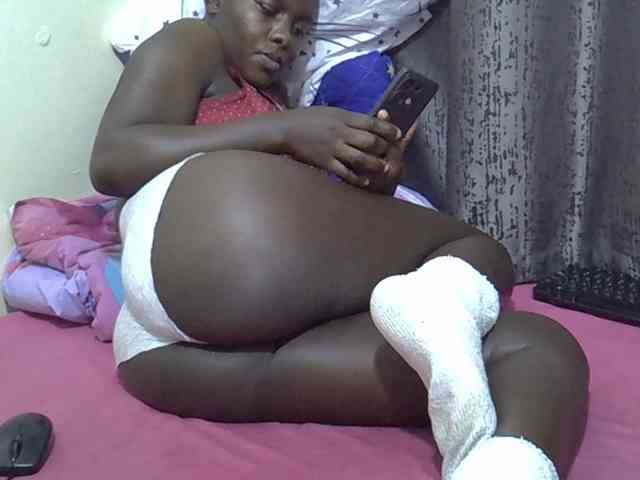 CutieAmber254 webcam