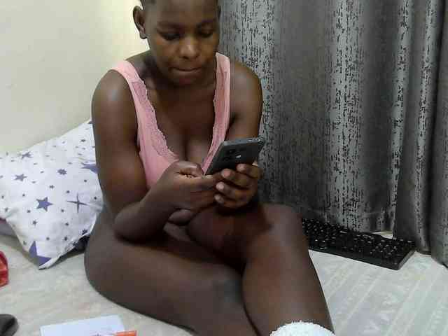 CutieAmber254 webcam