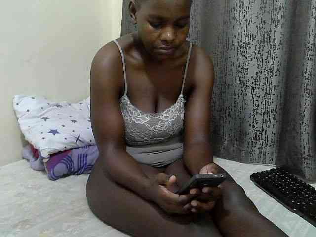 CutieAmber254 webcam