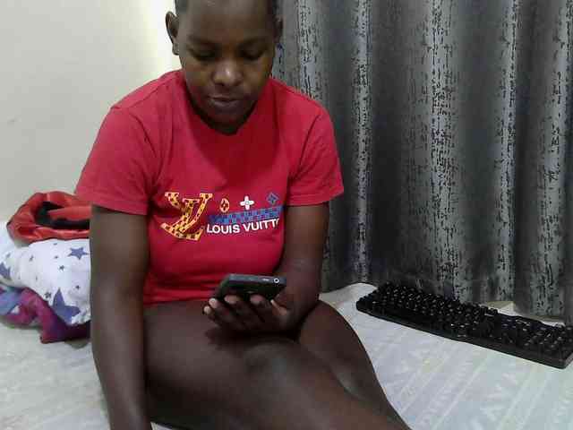 CutieAmber254 webcam