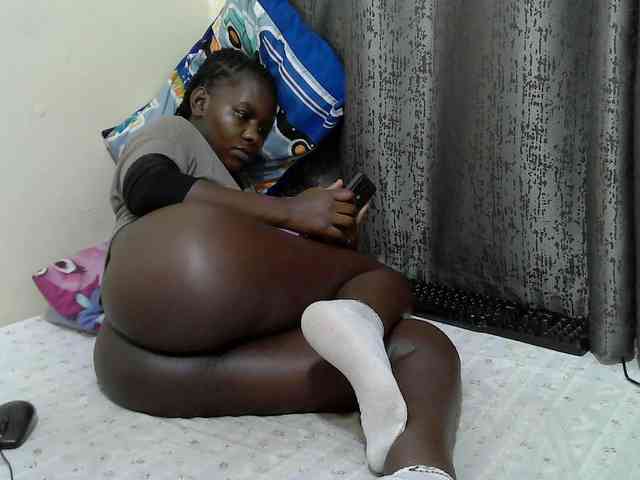 CutieAmber254 webcam