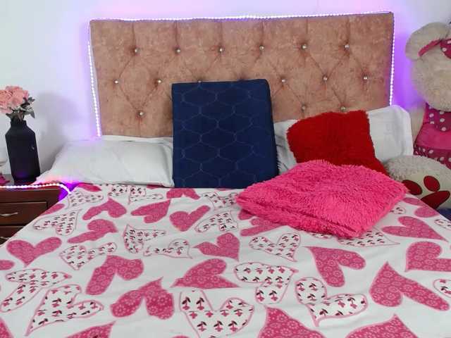 DaiyanCollins's BongaCams show and profile