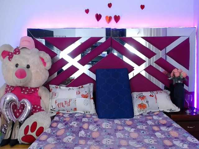 DaiyanCollins's BongaCams show and profile