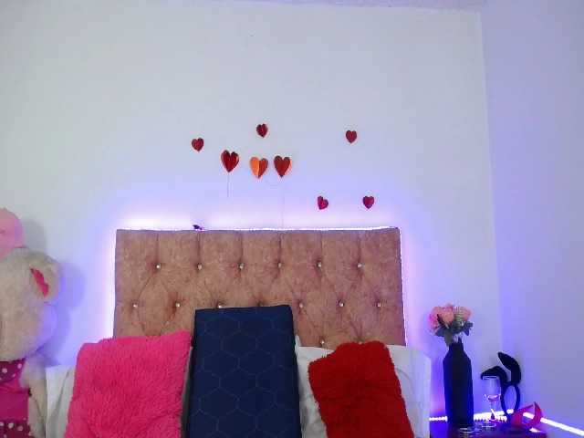 DaiyanCollins Live Cam on BongaCams