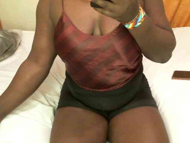 BLACKQUEEN344 webcam