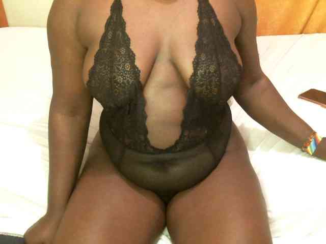 BLACKQUEEN344 webcam