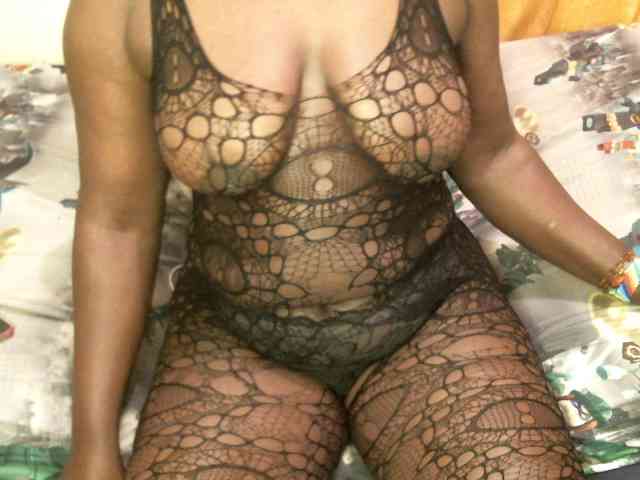 BLACKQUEEN344 webcam