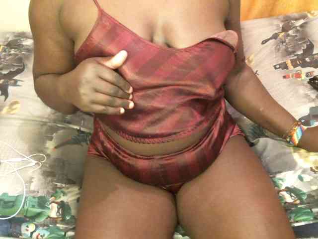 BLACKQUEEN344 webcam