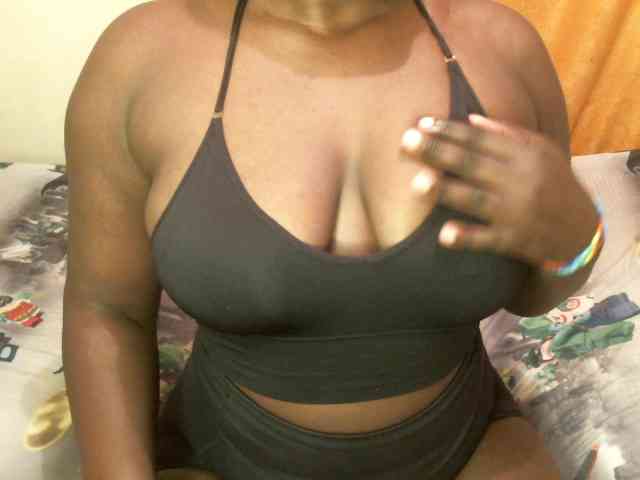 BLACKQUEEN344 webcam