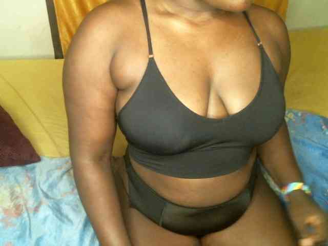 BLACKQUEEN344 webcam