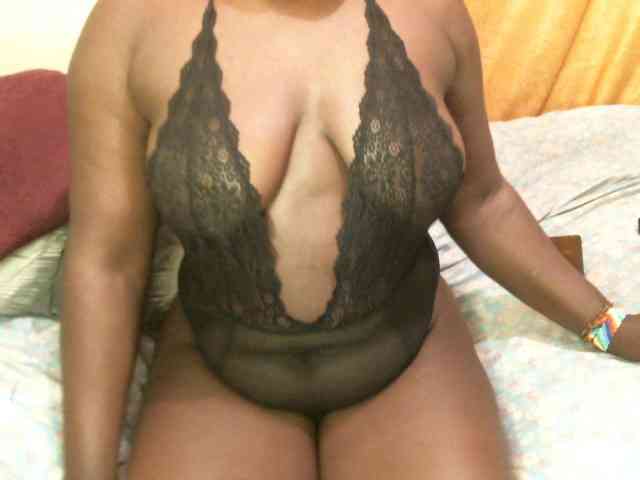 BLACKQUEEN344 webcam