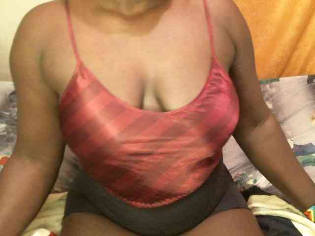 BLACKQUEEN344 webcam