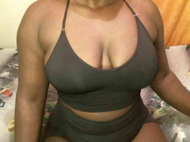 BLACKQUEEN344 webcam