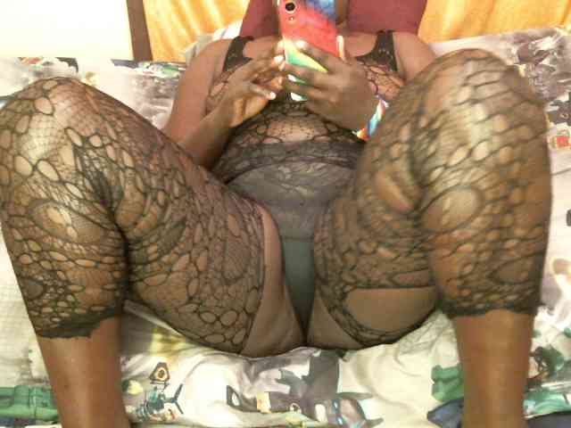 BLACKQUEEN344 webcam