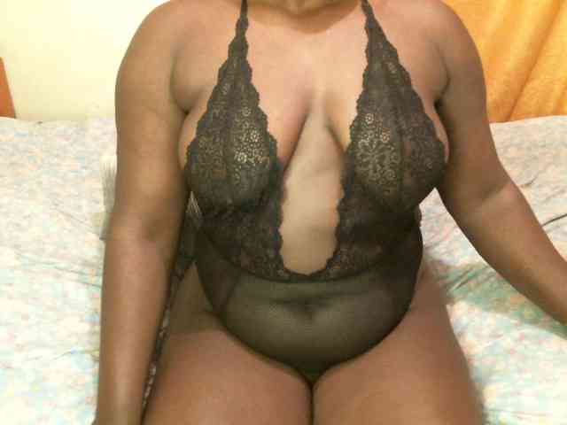 BLACKQUEEN344 webcam