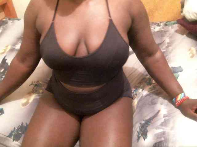 BLACKQUEEN344 webcam